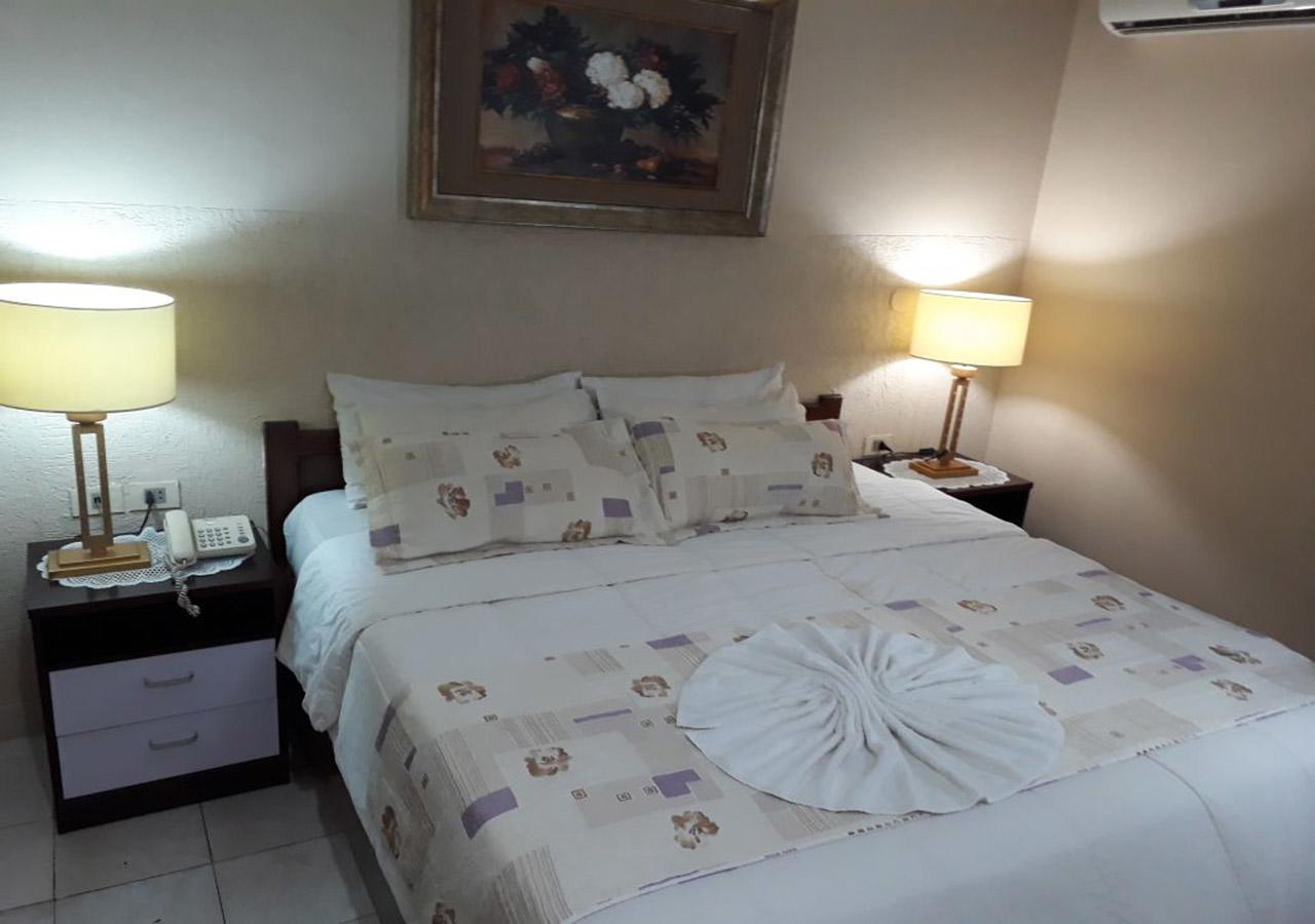 Hotel Del Sur San Lorenzo Exteriér fotografie